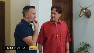 Brazzers - Janice Griffith a szomszéd pasival kefél