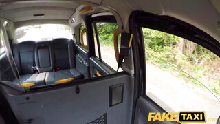 Fake Taxi - Barbie Sins popsiba dugva