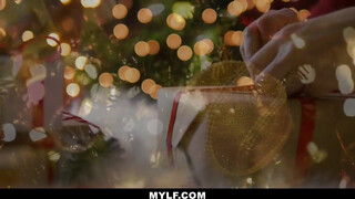 MILF - Brandi Love és kemény faszú krampuszok