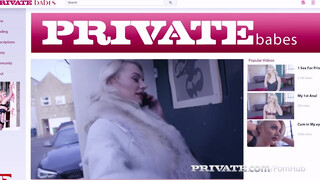 Private.com - A nagy cicis Elizabetha Romanova rábukik a farokra