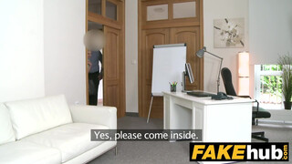 Fake Agent - félénk lány csak fotókat szeretett volna