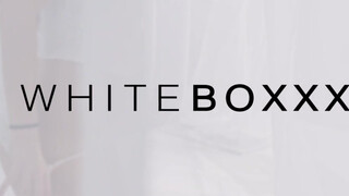 WhiteBoxxx - Stella Flex érzéki dugása