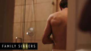 Family Sinners - Alexis Fawx a nagy cicis nevelő anya
