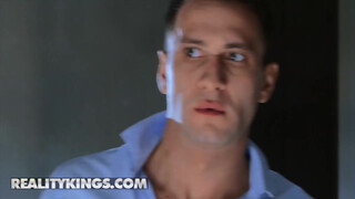 Reality Kings – Lara De Santis popsiba is engedi