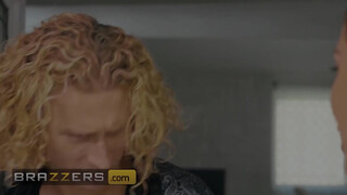 Brazzers - Azul Hermosa imád hangosan nyögni