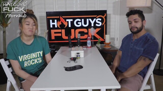 Hot guys fuck - a japán lány nagyon örül a nagy fasznak