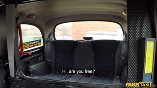 Fake Taxi - Angelina a hátsó ülésen szexel