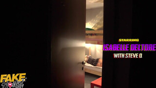Isabelle Deltore a dögös ausztrál milf - Fake Hostel