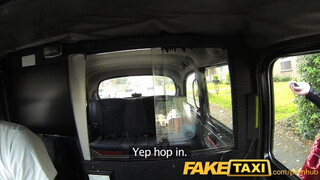 FakeTaxi - Georgie Lyall a taxiban dug