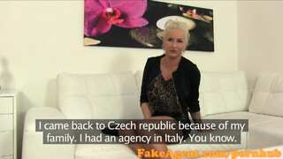 FakeAgent cseh bögyös csajszi dugni érkezett