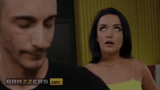 Brazzers - Zuzu Sweet-et análba kúrja a Barista srác