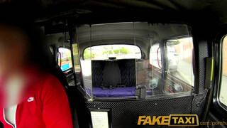FakeTaxi - Anna Darling baszik a sofőrrel