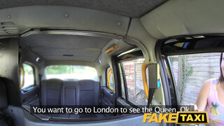 FakeTaxi - Spanyol csaj baszik a taxissal
