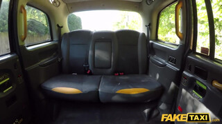 Fake Taxi - Azura Alii a perverz vörös hajú lány