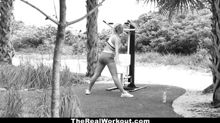 TheRealWorkout - Fitnesz vlogger és a nagy farok esete