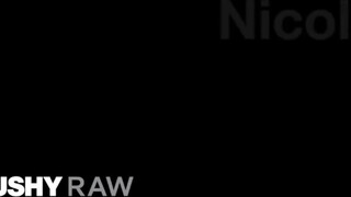 TUSHYRAW - Nicole Aria feneke bekúrva