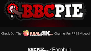BBCPIE - Chloe Temple beleül a nagy dákóba