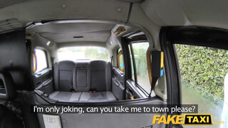 Fake Taxi - Titkárnő milf megkefélve