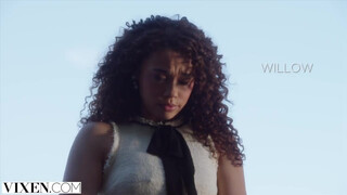 VIXEN - Willow Ryder a faszimádó latin lány