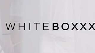 WhiteBoxxx - Izzy Lush az isteni szép latin bula