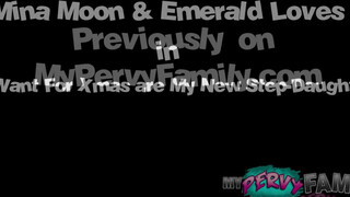 Mina Moon és Emerald karácsonyi dugása