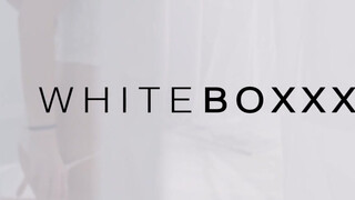 WhiteBoxxx - Lana Roy nagy picsájú orosz pornós