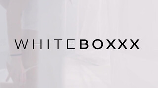 WhiteBoxxx - szexi világos szőke csajszi reggel akar szexelni