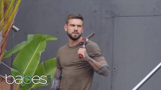 Babes - Anya Krey baszik a kertész sráccal