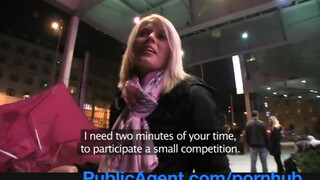 PublicAgent - cumizás és baszás egy Ipadért