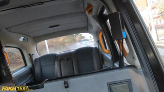Fake Taxi - Didi Zerati a nagy cicis francia lány