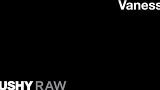 TUSHYRAW - Vanessa várja a análjába a faszt