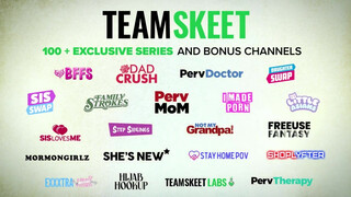 TeamSkeet - Haley Von a világos szőke csajszi legelső jelenete