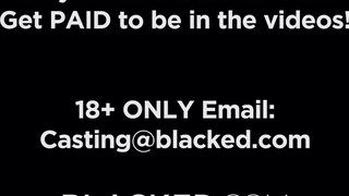 BLACKED - szőrös pinájú csajszi imádja a fekete farkat