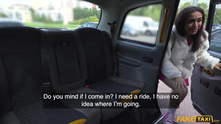 Fake Taxi - Vékony nagy cicis latin lány