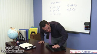 Josie Jagger a tanárral dug - Naughty America