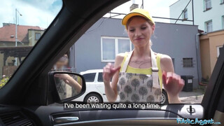 Public Agent - Molly Devon a szexi vékony csaj