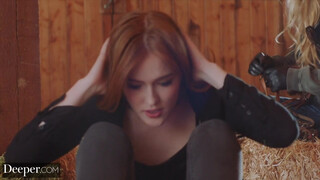 Deeper - Jia Lissa benyeli a méretes faszt