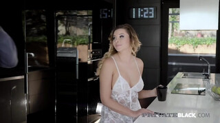 PrivateBlack - Anna Polina a nagy cicis fiatal lány