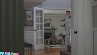 FamilyXXX - Olivia Madison szereti a nagy dákót