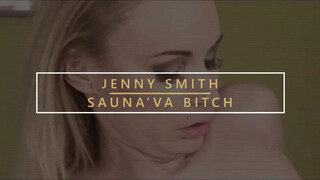 Jenny Smith a világos szőke nagy cicis milf lovagol a faszon