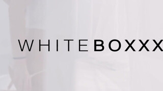 WHITEBOXXX - Stacy Cruz a masszőrrel dug