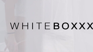 WhiteBoxxx - Lena Reif a nagy cicis orosz csaj